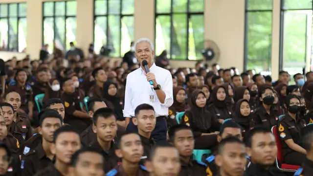 Sekolah Virtual Gratis ala Ganjar untuk Pemerataan Pendidikan