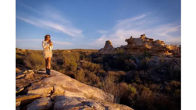 7 Gaya Liburan Aurel Hermansyah di Afrika Selatan, Bak Petualang Sejati