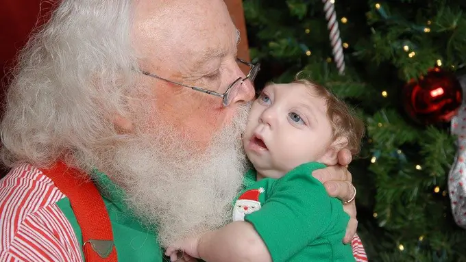 Menjelang Natal, Jaxon Berfoto dengan Santa