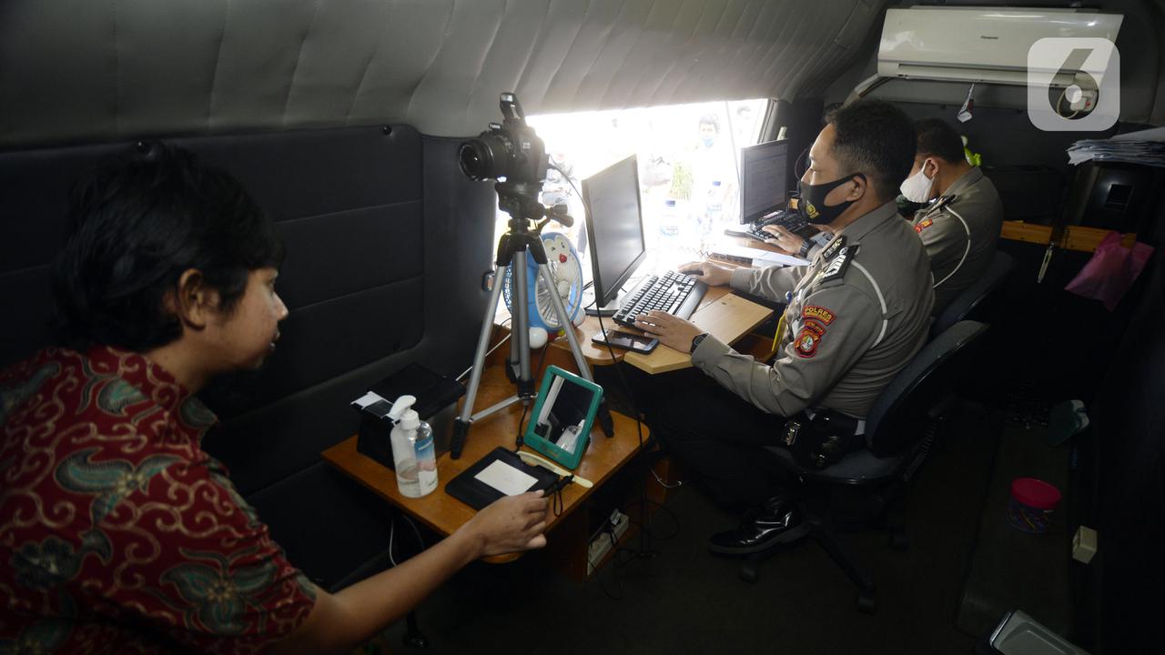 FOTO: Pelayanan SIM Keliling di Masa Pandemi COVID-19