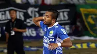  Zulham dan Tantan Loloskan Persib ke 8 Besar Piala Presiden