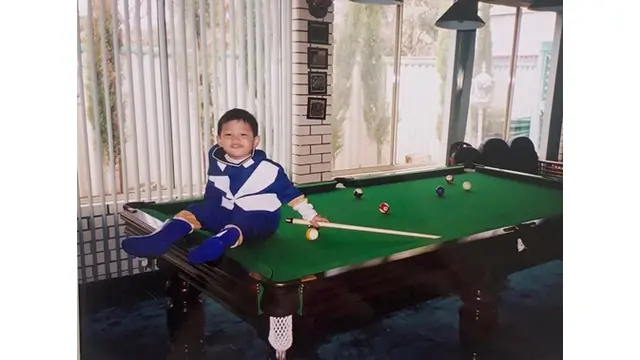 Genap Berusia 21 Tahun, Ini 6 Potret Masa Kecil Teuku Rassya