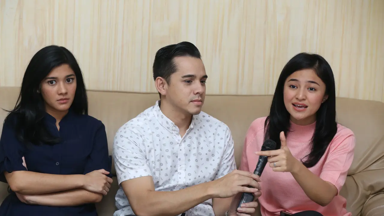 [Bintang] Naysila Mirdad - Rionaldo Stockhorst - Marshanda
