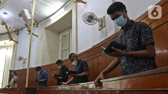FOTO: Gereja Immanuel Jakarta Gelar Misa Jumat Agung Secara Terbatas
