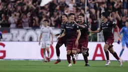 Sementara sang tamu, Vissel Kobe saat ini menempati posisi keempat dengan 42 poin, berselisih dua angka dari tiga besar dan tujuh angka dari pemuncak klasemen. (J.LEAGUE)