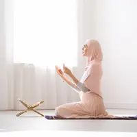 Ilustrasi Mimpi Sholat/https://www.shutterstock.com/New Africa