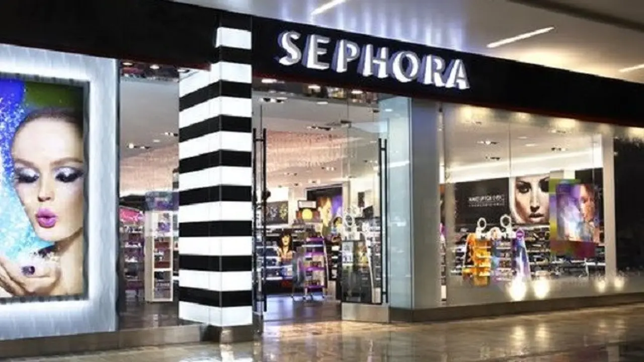 Toko kosmetik Sephora
