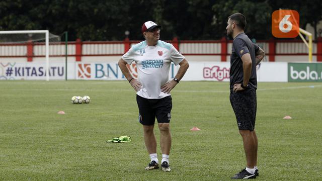 Rene Alberts dan Simon McMenemy