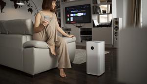 Memasang dehumidifier untuk mengontrol kelembaban dalam ruangan (foto: Freepik)