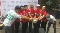 Skuat Timnas Indonesia berpose jelang ikut Homeless World Cup (HWC) 2017 (Liputan6.com/Kukuh Saokani)