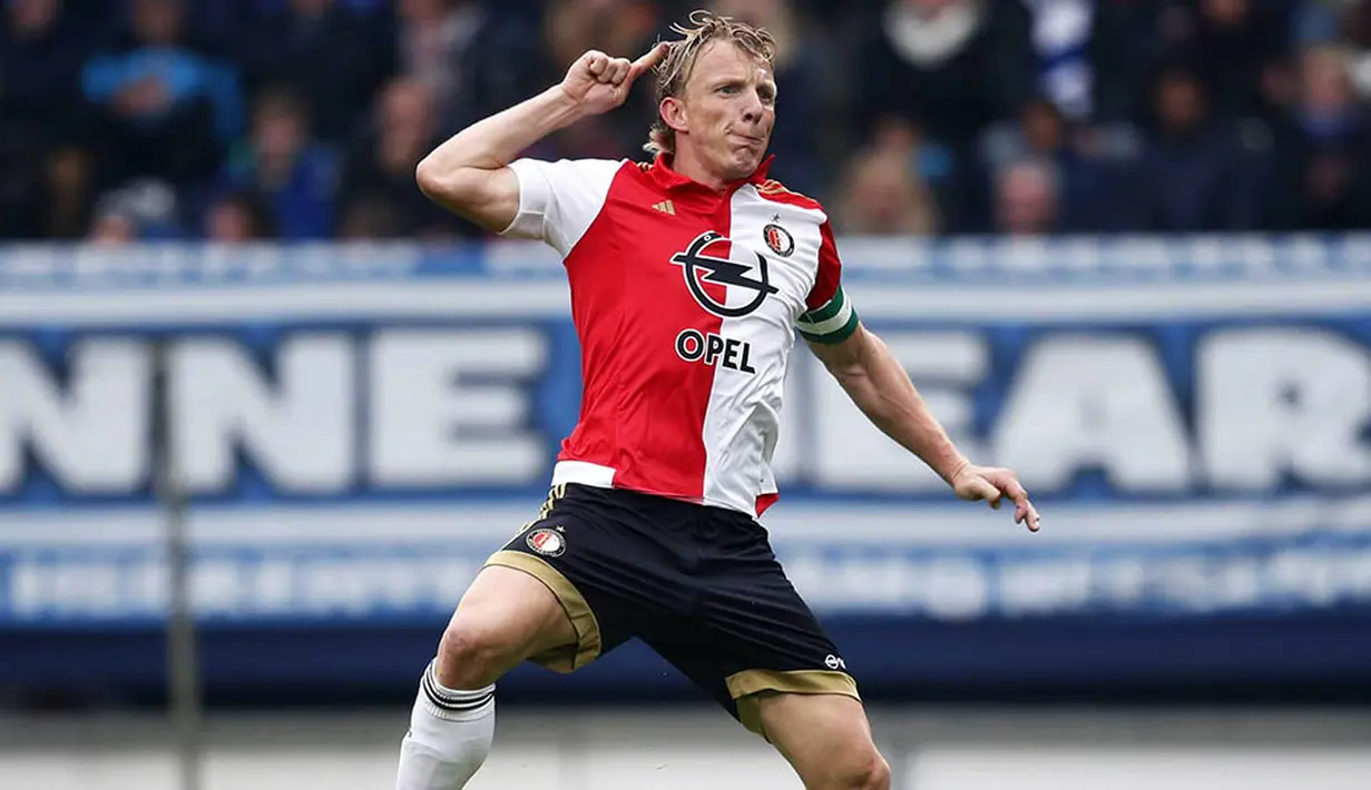3. Dirk Kuyt, Liverpool, saat masih di Eredivisi dirinya bermain sebagai striker, namun bersama The Reds, pria Belanda itu berganti posisi sebagai gelandang sayap dan hasilnya positif. (EPA/Stanley Gontha)