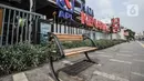 Suasana di depan Plaza Kenari Mas yang tutup, Jakarta, Rabu (7/7/2021). Pusat elektronik tersebut ditutup sejak 6 Juli hingga 20 Juli atau sampai berakhirnya masa PPKM Darurat. (merdeka.com/Iqbal S. Nugroho)