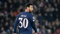 Pemain Paris Saint Germain (PSG), Lionel Messi tengah menjadi incaran klub-klub besar jelang bursa transfer musim panas 2023. (FRANCK FIFE / AFP)