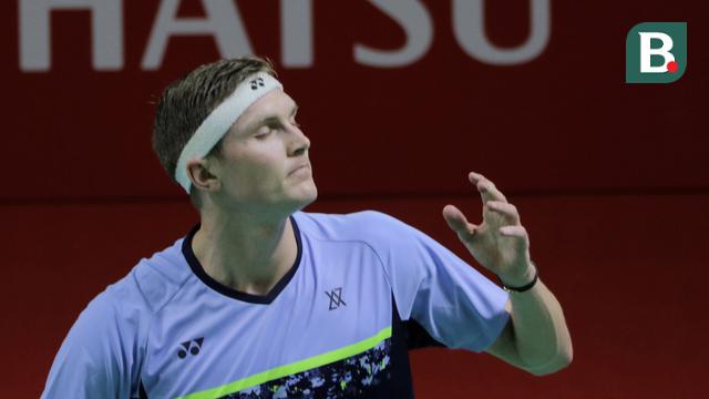 Foto: Tampil Percaya Diri, Viktor Axelsen Melaju ke Babak Perempatfinal Daihatsu Indonesia Masters 2022