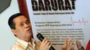 Pakar Komunikasi Politik UPH, Tjipta Lesmana, menyambut hangat diluncurkannya buku berjudul Indonesia Gawat Darurat karya Bambang Soesatyo di Jakarta, (31/8/2014). (Liputan6.com/Helmi Fithriansyah)