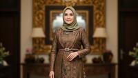 Ide Padu Padan Gamis Brokat dan Hijab Pastel Kekinian 2025, Tampil Anggun dan Modern