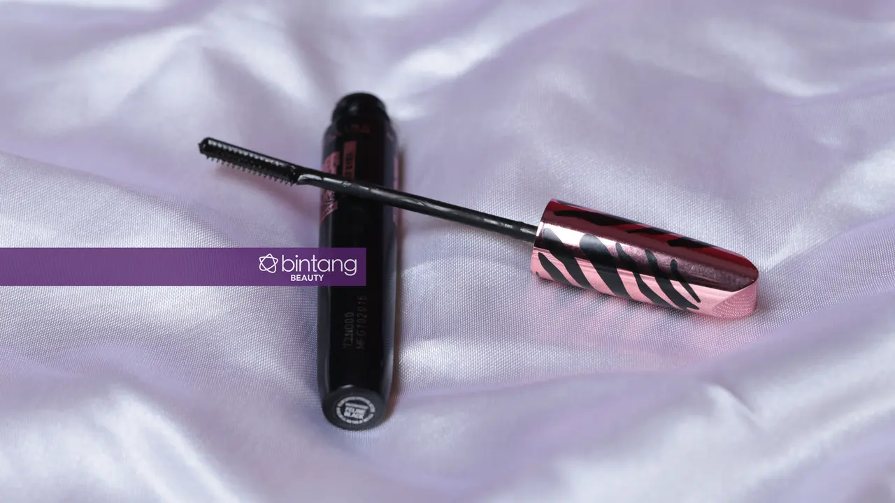 Makeup Wajib yang Ada di Tas Anak Kuliahan