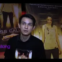 Di luar sebagai aktor, Marcel Darwin adalah juragan bakso. Tapi jika disuruh memilih, Marcel lebih senang bekerja sebagai entertainer. 