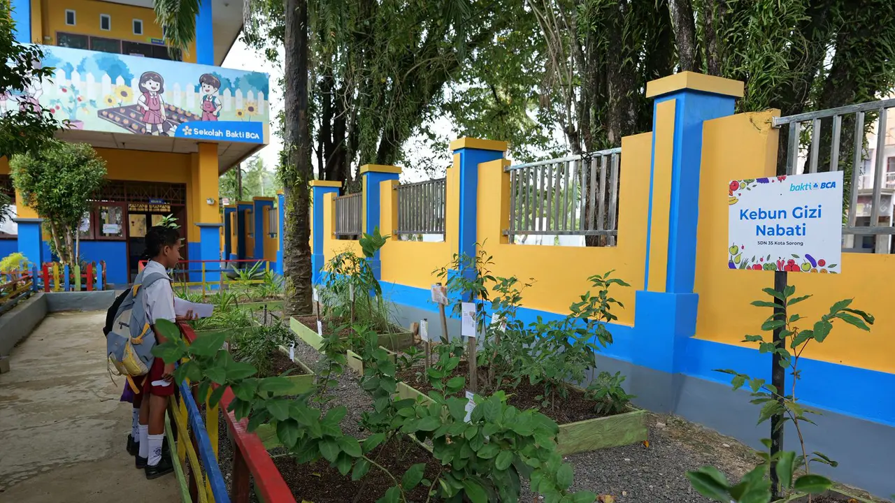 Festival Science, Technology, Engineering, and Mathematics (STEM) di Kota Sorong, Papua Barat Daya.