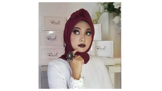 8 Ekspektasi vs Realita saat Beli Baju Lebaran Ini Bikin Tepuk Jidat