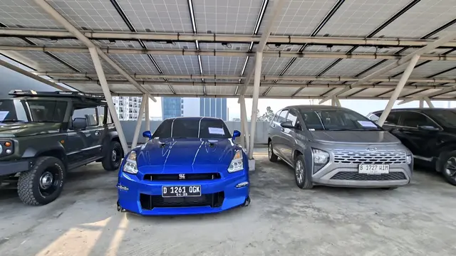 Deretan mobil hasil rampasan korupsi K3 Kemnaker. (Liputan6/Rifqy Alief)