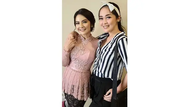 6 Momen Manis Lamaran Tiwi Eks T2, Segera Akhiri Masa Janda