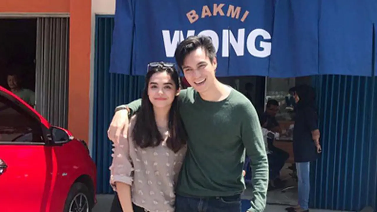 [Bintang] Vebby Palwinta-Baim Wong