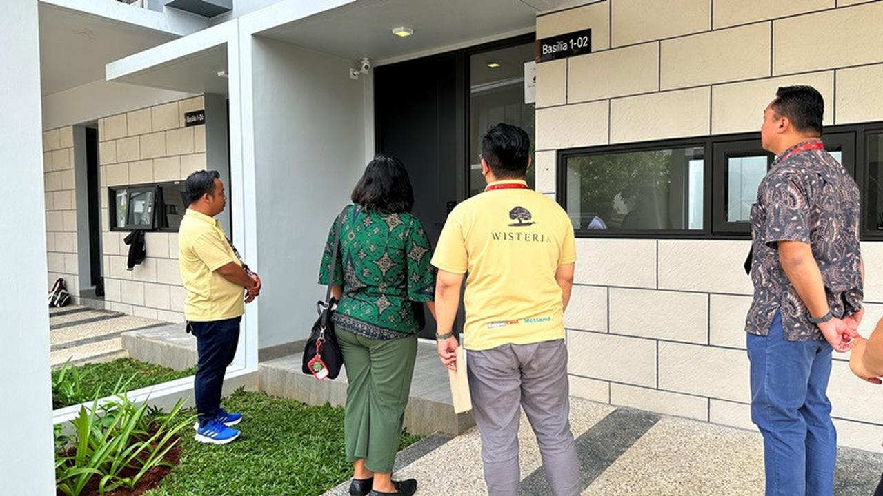 Serah Terima Unit Perumahan Hasil Kolaborasi di Cakung Jakarta