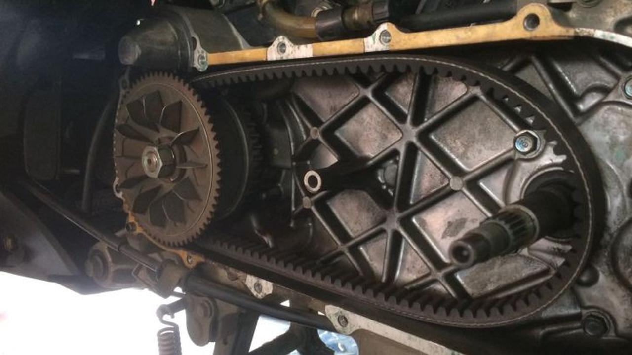 Bagian CVT Honda Beat