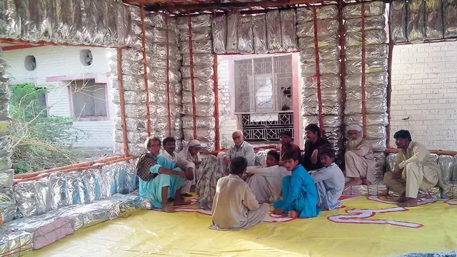 Inspiratif, Lansia Abdikan Hidupnya Bangun Rumah Daur Ulang