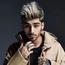 Zayn Malik memiliki nama asli Zain Javvad Malik. Ia seorang penyanyi yang populer sejak mengikuti ajang The X Factor dan bergabung dengan gr