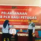 Pegawai Lapas Kelas IIA Bekasi jalani tes PCR untuk mengantisipasi penyebaran Covid-19 varian Omicron yang sedang melonjak di Kota Bekasi. (Istimewa