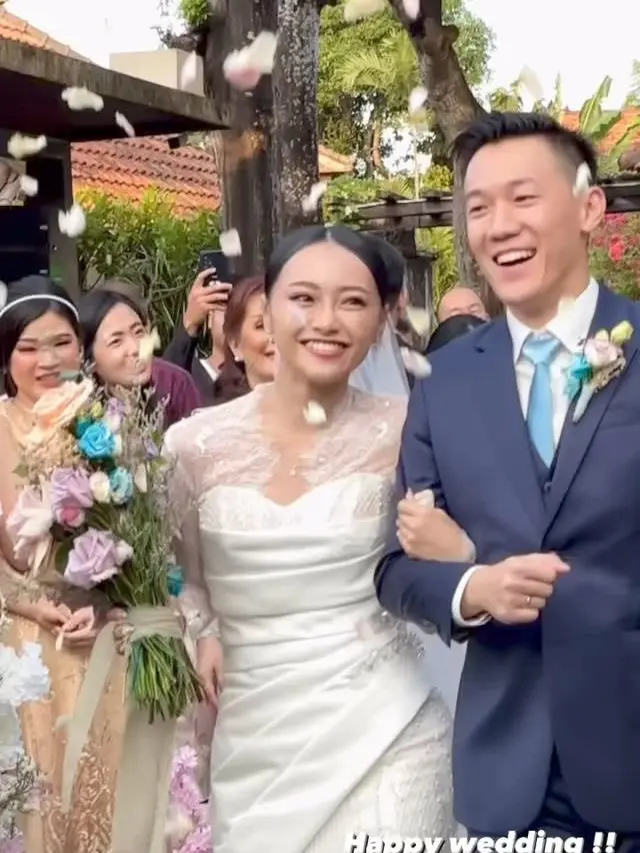 Tampil Menawan, Ini 7 Potret Pernikahan Rona Eks JKT48 di Bali - Hot ...
