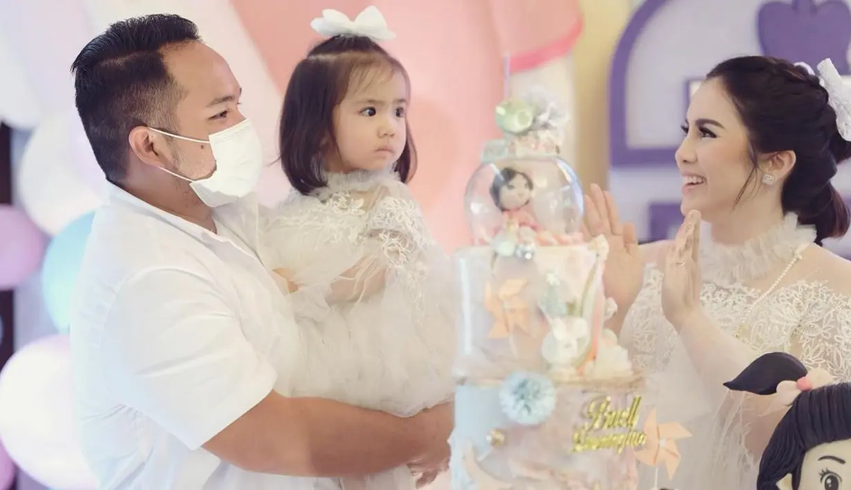 (Instagram/therealmomogeisha)