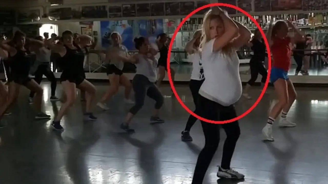 Wow, Hamil Tua tapi Wanita Ini Masih Mengajar Tari Hip Hop!
