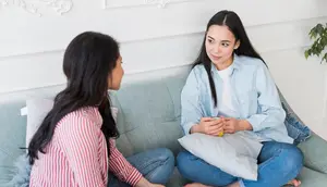 Ciri Kepribadian yang Sering Ulangi Cerita, Apakah Mereka Pelupa?