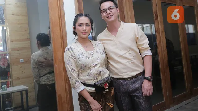 7 Seleb Ini Beri Hadiah Mewah untuk Pasangan, Ada yang Sampai Miliaran Rupiah
