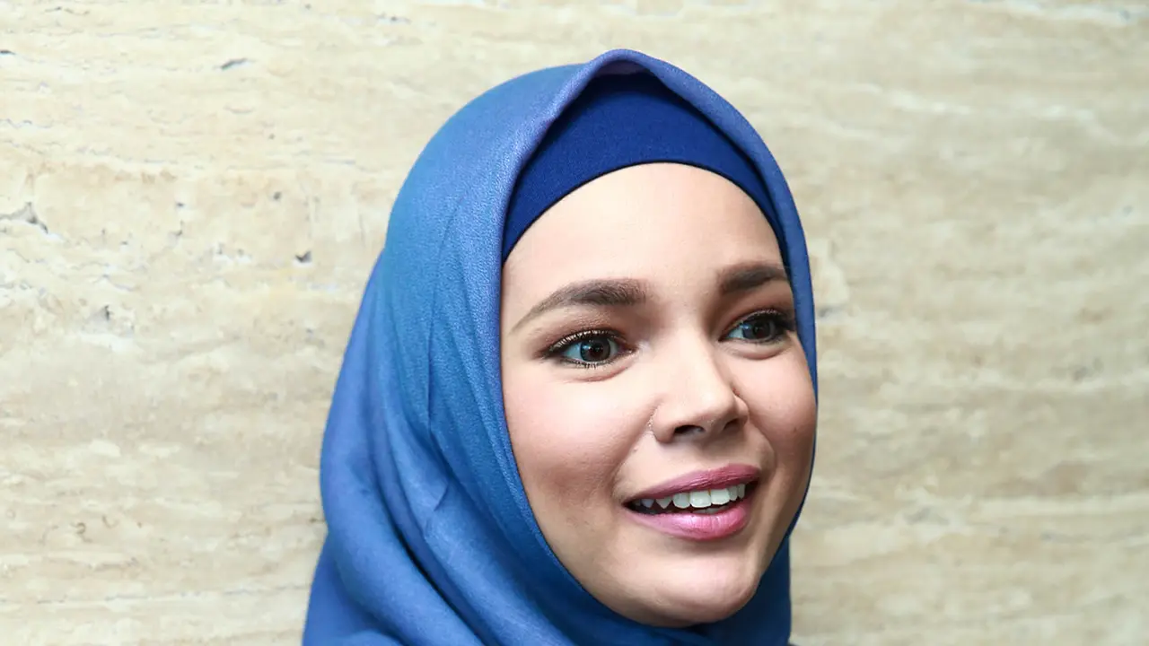 [Bintang] Dewi Sandra