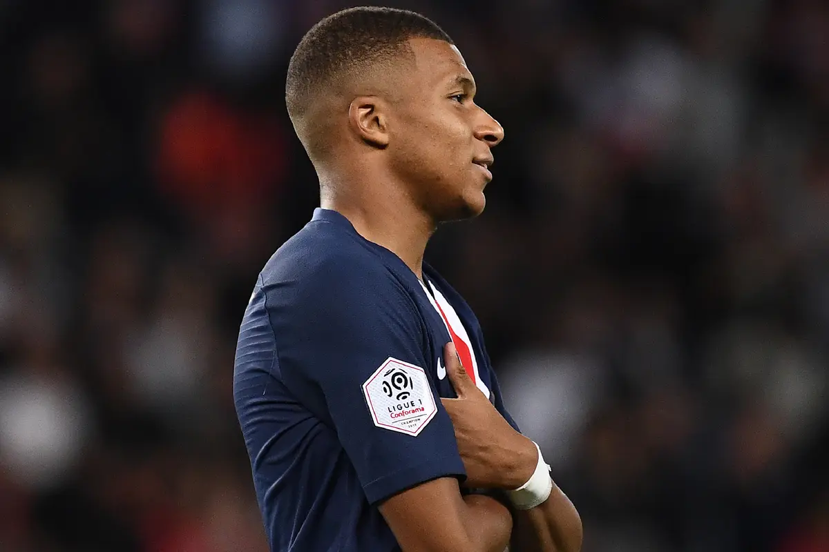 FOTO: 7 Pesepak Bola dengan Lari Tercepat Versi FIFA 20