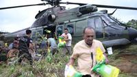 Lewat Jalur Udara, Distribusi Bantuan Logistik Korban Banjir Jangkau Daerah Terisolir di Aceh Tengah