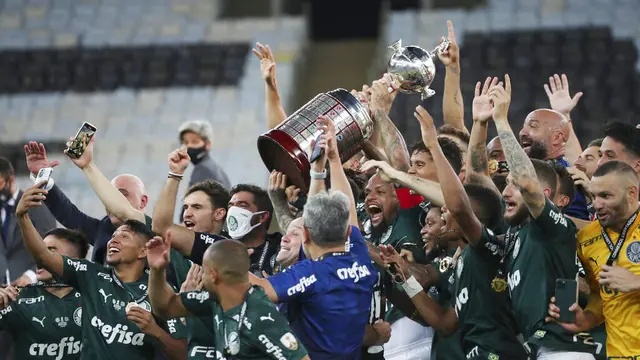 FOTO: Menang Dramatis Atas Santos, Palmeiras Juara Copa Libertadores