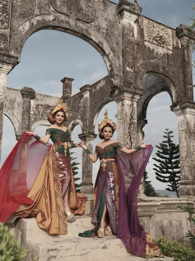 7 Potret Kompak Ashanty dan Aurel Hermansyah Pakai Kebaya Bali, Disebut Bak Bidadari