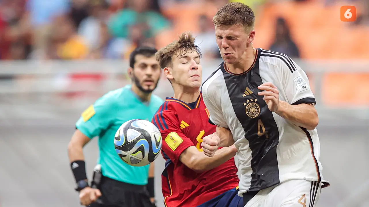 Foto: Aksi-Aksi Spartan Timnas Spanyol dan Timnas Jerman saat Bertemu di Perempat Final Piala Dunia U-17 2023