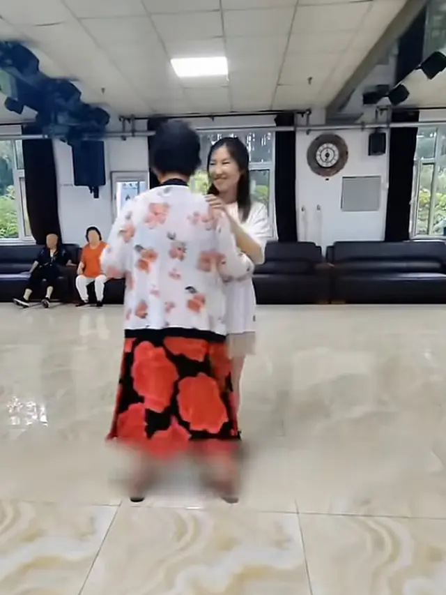 Wanita Pilih Hidup di Panti Jompo Lebih Dini