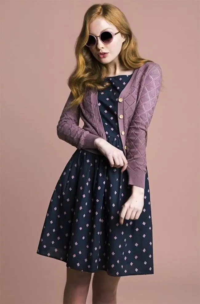 Padu padan busana kampus kesan vintage. (sumber foto: shop.dangerfield.stfi.re/pinterest)