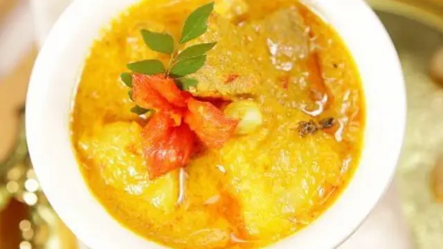 Semangkuk kari kambing