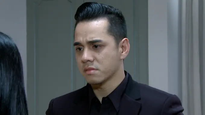 [Bintang] Orang Ketiga