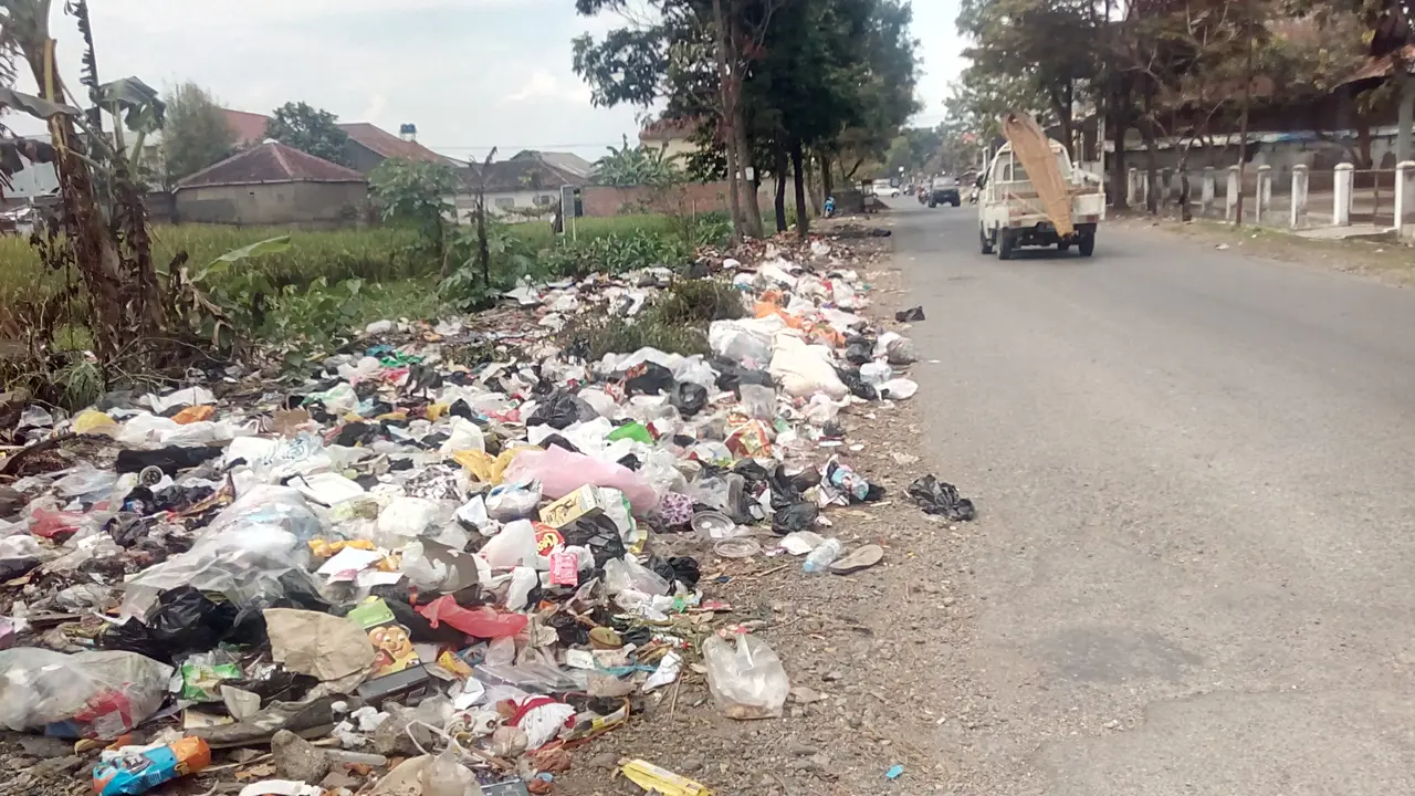Libur Lebaran Rampung, Garut Dikepung Sampah