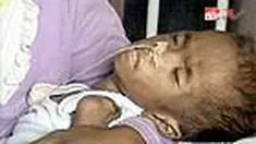 Ketika anaknya terbaring sakit lantaran gizi buruk, suami pun tak berdaya menderita di rumah. Mariatun, seorang warga Pasaman Barat, Sumbar, hidup dalam kemiskinan.
