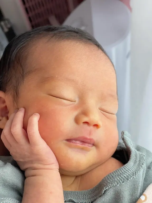 [Fimela] Anak Felicya Angelista dan Caesar Hito